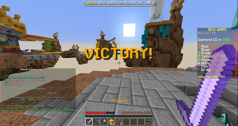Bed Wars victory screen on Hypixel.